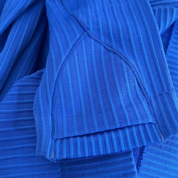 NWT Lululemon Rest Less  Blue Pullover SZ 8 - Picture 10 of 14